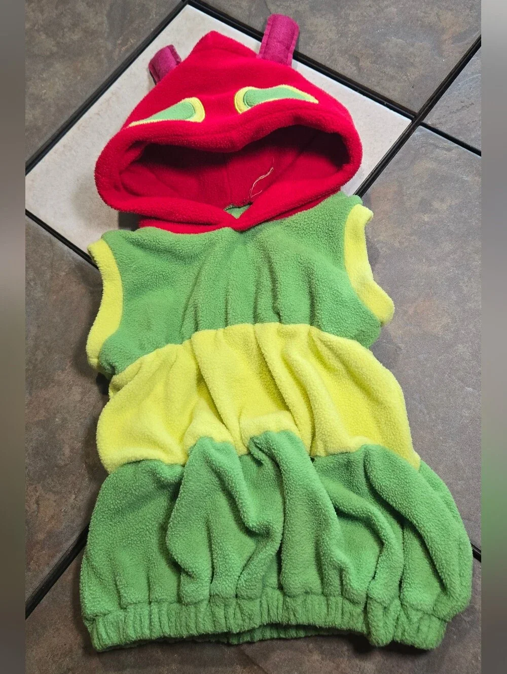 Hungry Caterpillar Costume Hoodie Toddler 2T Green Yellow Eric Carle Inspired